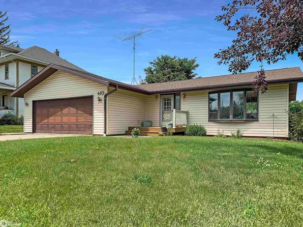 410 3rd St, Dumont, IA 50625