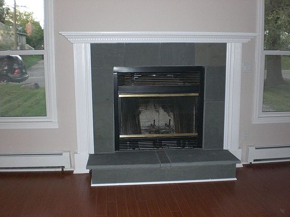 4th image of 891 Charlton Blvd