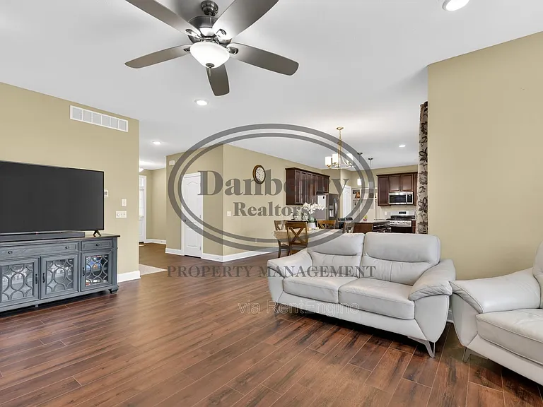 24989 Reddington Ct — Photo 9