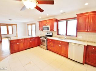 103 Poplar St, Watertown, MA 02472