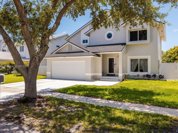 9650 SW 9th Ct
