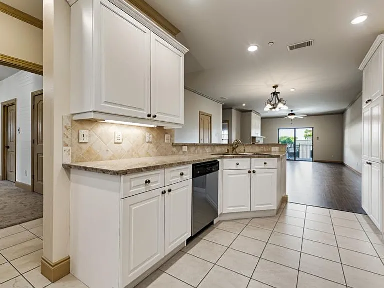 1805 Signal Ridge Pl #1805 — Photo 6