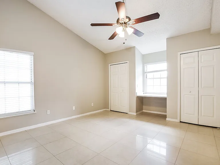 2459 Parsons Pond Cir — Photo 9