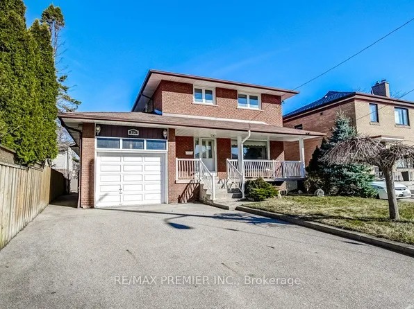 334 Rimilton Ave, Toronto, ON M8W 2E4