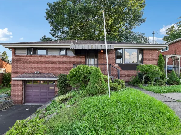 478 Balconade Dr, Pittsburgh, PA 15236