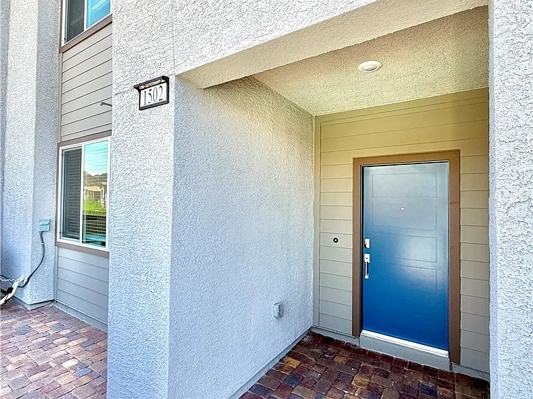 1502 Eva Crossing Pl — Photo 3