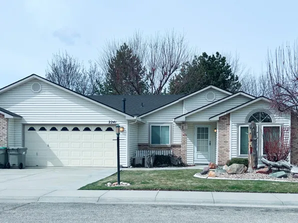 2241 N Coolwater Ave, Boise, ID 83713