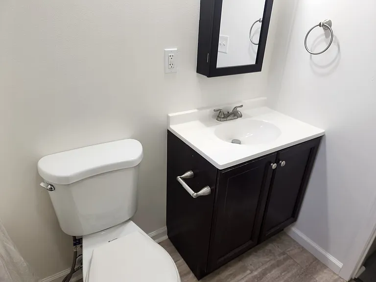 110 Congress St #4 — Photo 8