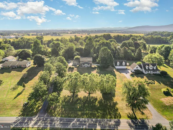 124 S Ridge Rd, Boiling Springs, PA 17007