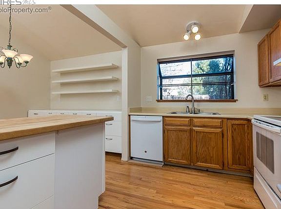 4th image of 173 W Elm St