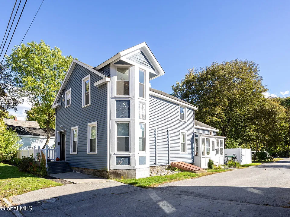 56 Van Buren St #2