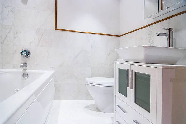 Rented by WAM Partners - William Moses Co. | media 62