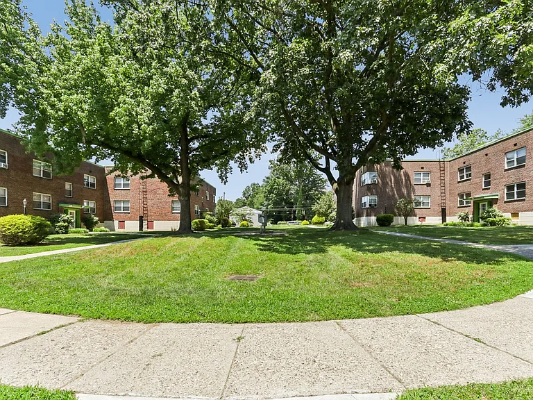 Greene Tree Apartments — Photo 12
