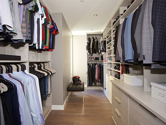 4th image of 3415 6th Ave #100