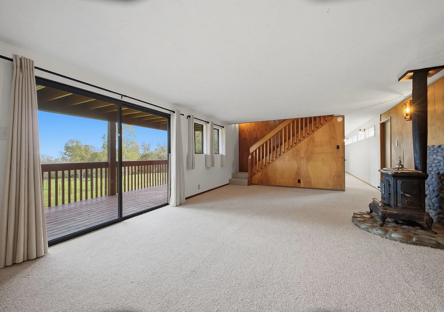 Spacious 4-Bedroom, 4-Bath Home for Rent in Makawao — Photo 4