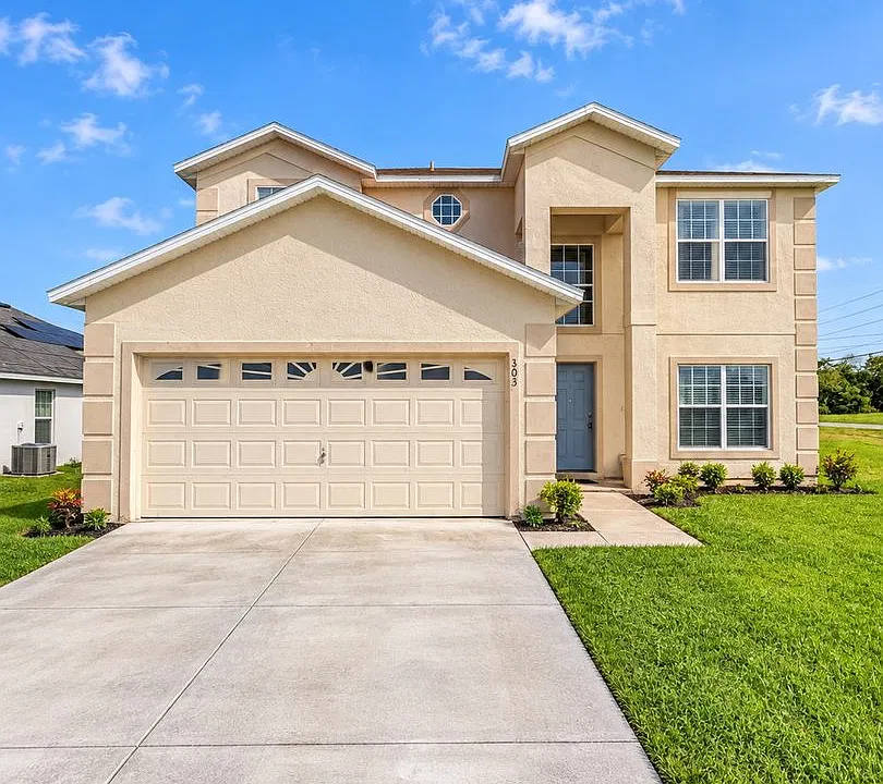 303 Churchill Ct