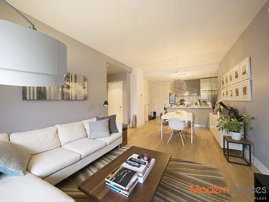 Sold by Modern Spaces | media 19