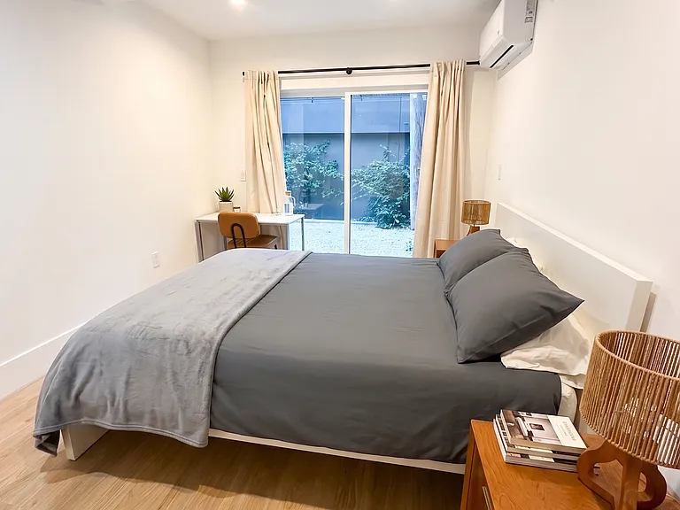 6136 Carlos Ave #1/4 — Photo 4