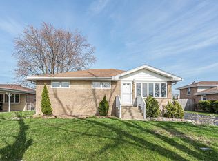 8121 Odell Ave, Bridgeview, IL 60455