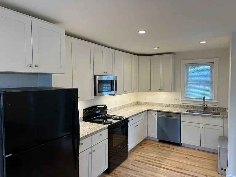 1478 Broadway St #2 — Photo 1