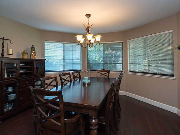 4th image of 1128 River Rock Dr