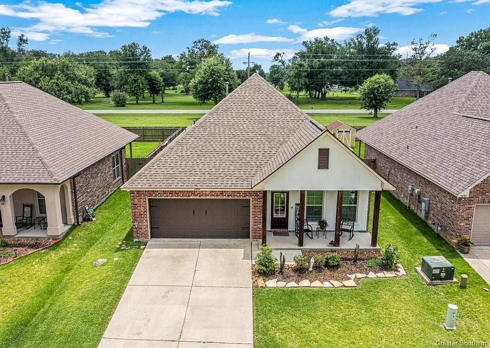 4839 Bennington Rd R, Iowa, LA 70647 MLS SWL23004267 Zillow
