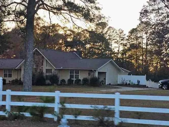 796 New Hope Rd, Fayetteville, GA 30214