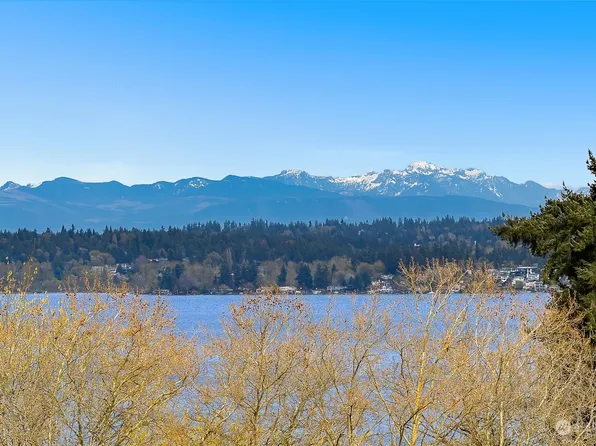 8001 Sand Point Way NE #C62, Seattle, WA 98115