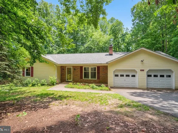 679 Cropp Rd, Fredericksburg, VA 22406