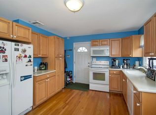 114 Bette Rd, East Meadow, NY 11554