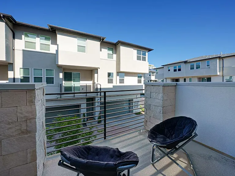 1607 W Cara Dr — Photo 18