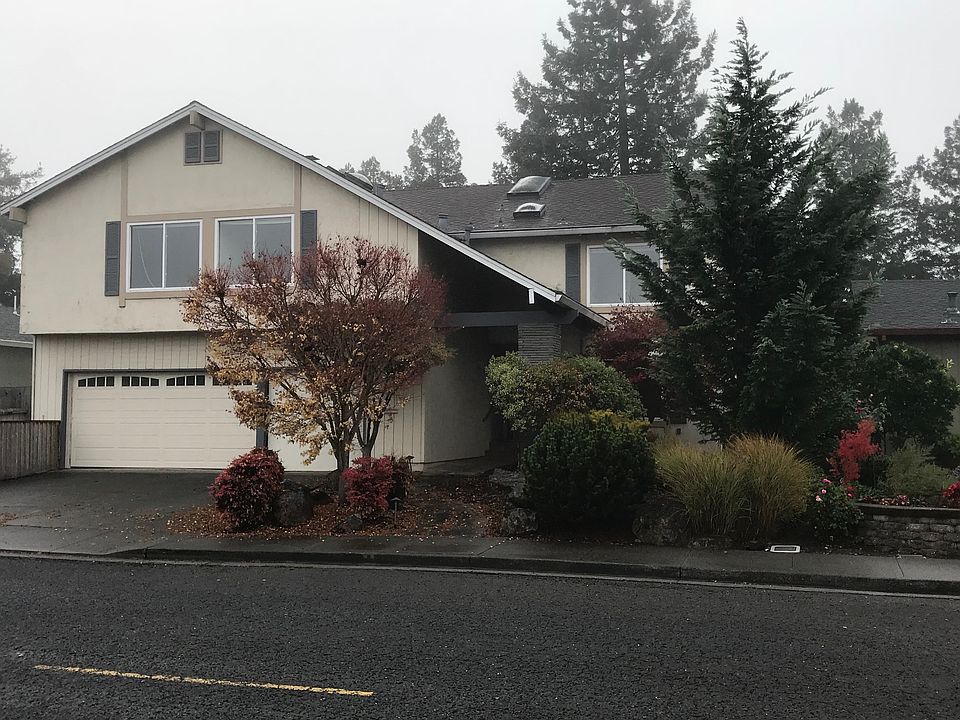1st image of 292 Garfield Dr