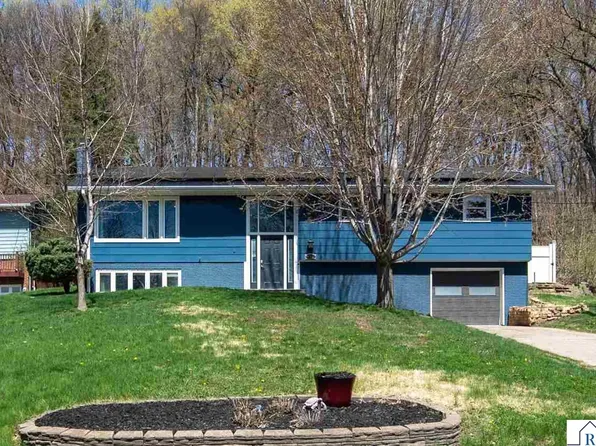 492 Marvin Blvd, North Mankato, MN 56003