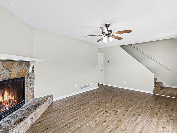 4th image of 3684 Stephanie Ct