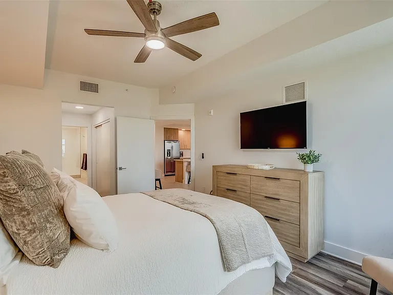 415 Island Way #311 — Photo 14
