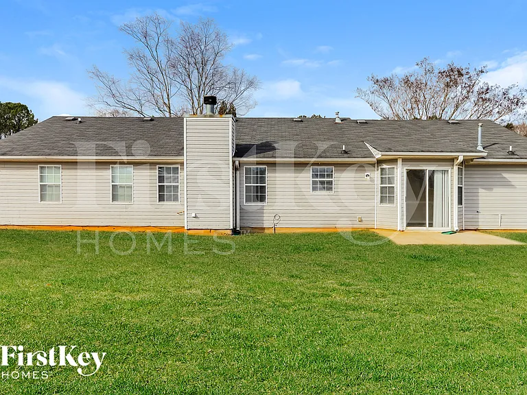 128 Greenleaf Dr — Photo 15