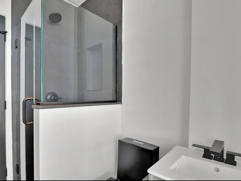 3138 N Broad St #2 — Photo 11