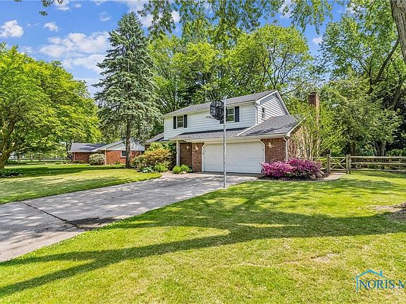 3rd image of 2169 Thornridge Dr