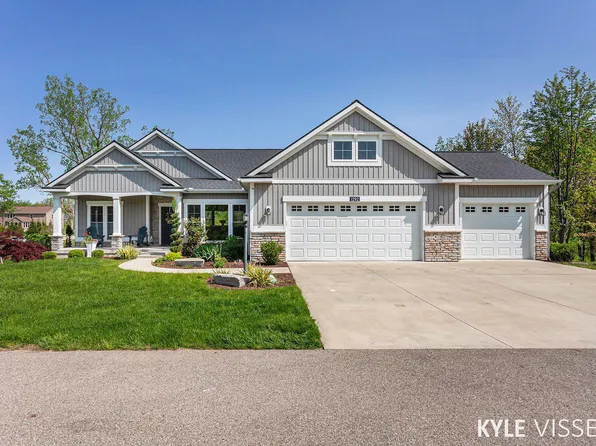 1292 Marsman Ave SE, Grand Rapids, MI 49546