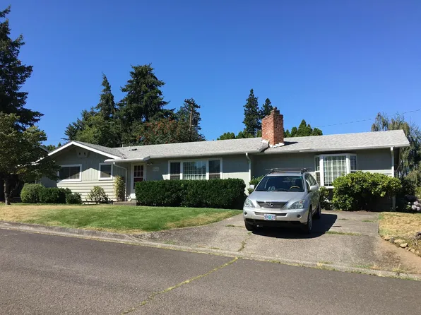 904 Cherry Ct, Hood River, OR 97031