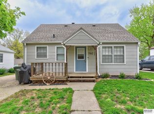 1162 N Sycamore St, Wahoo, NE 68066