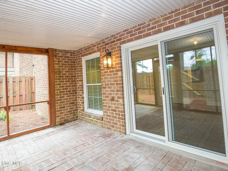 131 Racquet Ln — Photo 72