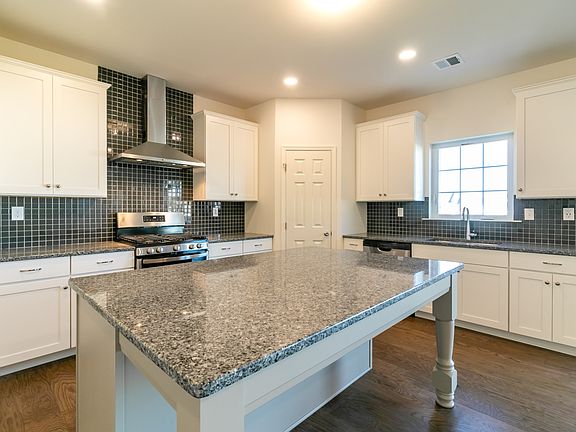 Folino Cottage Kitchen