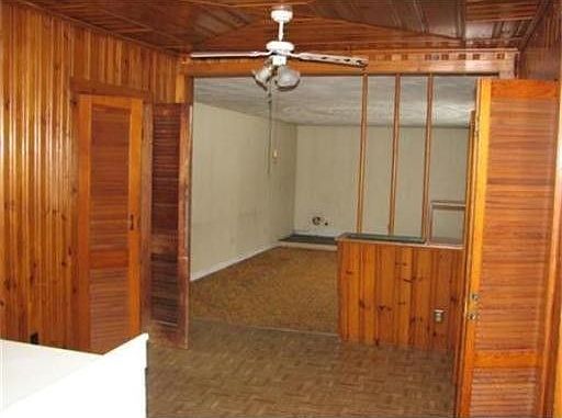 5th image of 97 Greenwood St