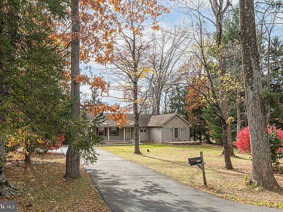 2nd image of 612 Doublewoods Rd