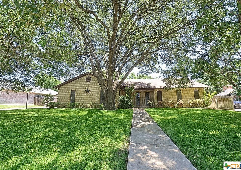1st image of 3707 Wendy Oaks Dr