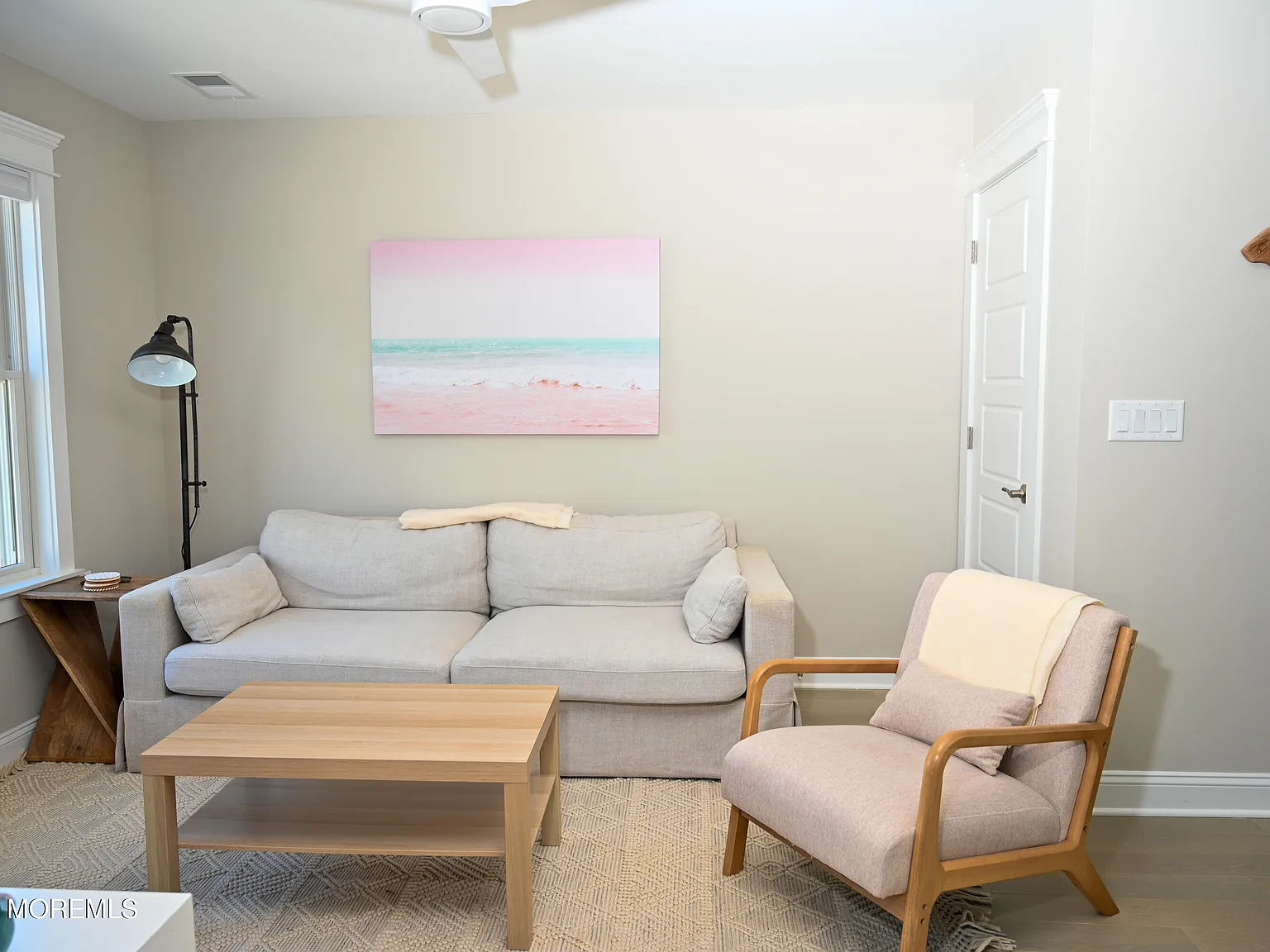 3 bed, 2.5 bath, $3,800 — Photo 2