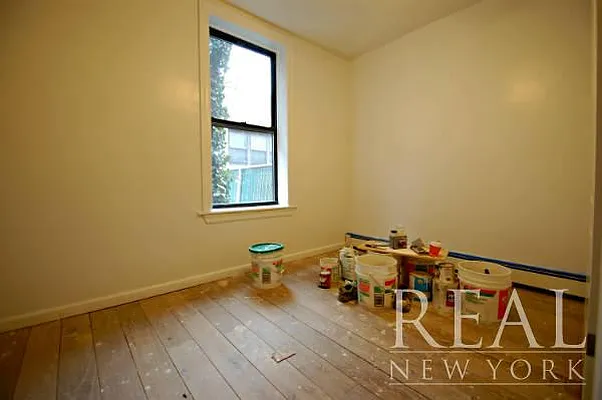 Rented by REAL New York | media 22