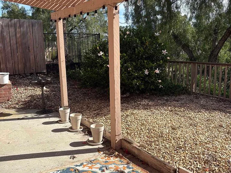 4193 Rueda Dr — Photo 24