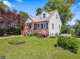 314 Holy Cross Rd, Baltimore, MD 21225